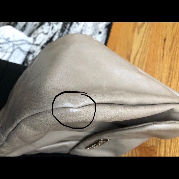 EUC Marc Jacobs Crossbody Messenger bag - Picture 6 of 8